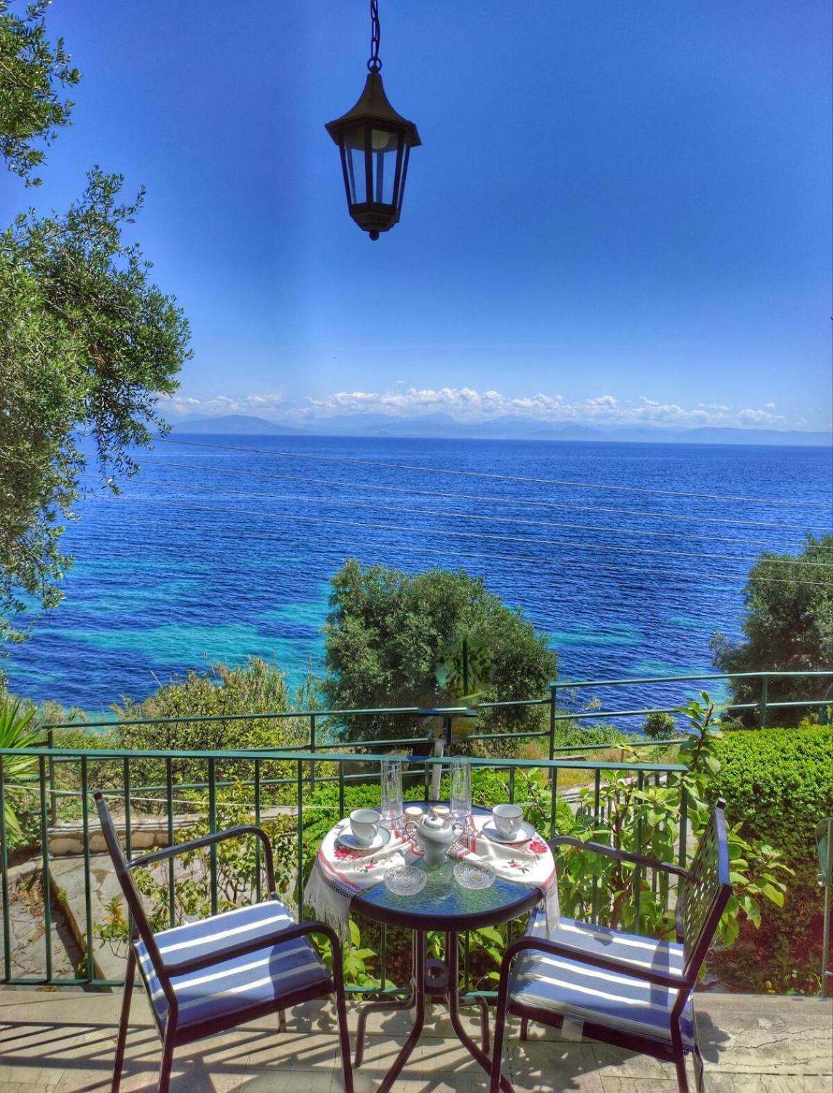 Villa Fourtuna Apartment Agios Ioannis Peristeron  Luaran gambar